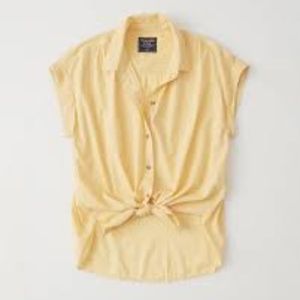 Abercrombie SHORT-SLEEVE TIE-FRONT POPLIN SHIRT